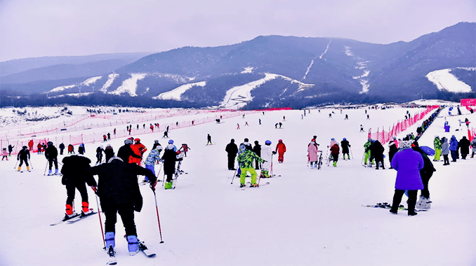 鳌山滑雪场