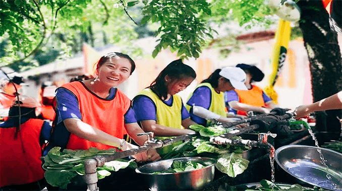 人民公社大锅饭